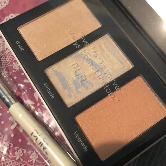 Pur Elevation highlighter palette 💕 - Picture 2 of 4